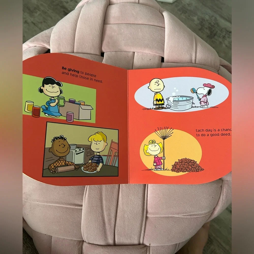 Peanuts Book - Picture 2 of 5